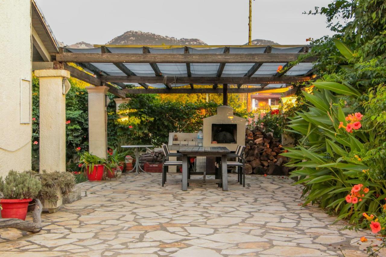 Lefkes Apartments Αχαράβη Εξωτερικό φωτογραφία